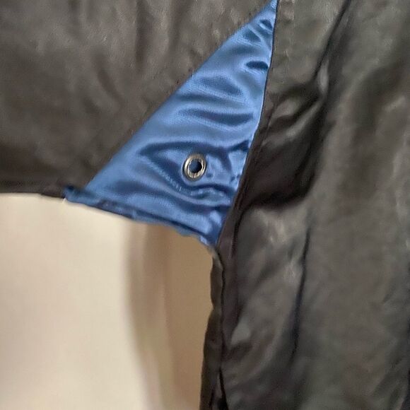 Vintage UZZI AMPHIBIOUS GEAR windbreaker. - Picture 5 of 14